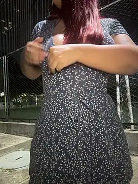 Snapshot of RavenM8 chatting on November 28, 2025, 1:17 am RavenM8 online show from November 28, 2025, 1:17 am