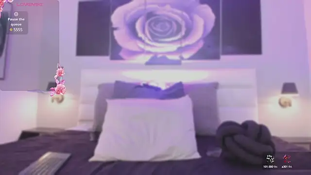 isabella simons online show from March 13, 2025, 9:21 am