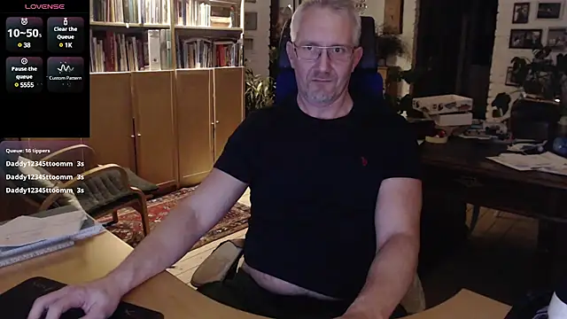 tom-swede online show from January 30, 2025, 4:34 pm