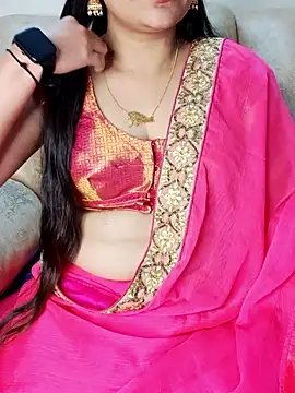 Traditional Housewife  online show from September 10, 2025, 2:10 am