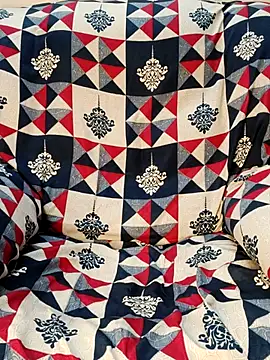 Traditional Housewife  online show from October 24, 2025, 11:48 pm