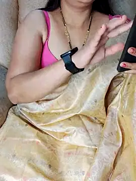 Traditional Housewife  online show from March 12, 2025, 2:20 am