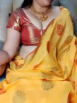 Traditional Housewife  online show from February 20, 2025, 2:24 pm