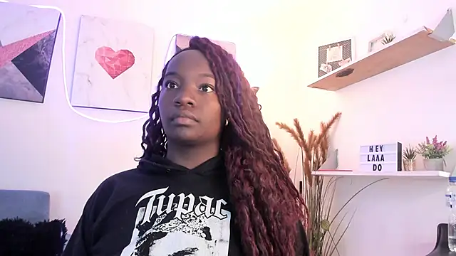 Snapshot of lanna_bx chatting on March 21, 2025, 7:02 pm lanna bx online show from March 21, 2025, 7:02 pm