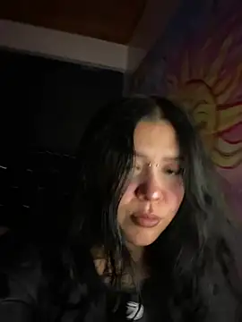 Snapshot of sara_winehouse1 chatting on July 18, 2026, 4:54 am sara winehouse1 online show from July 18, 2026, 4:54 am
