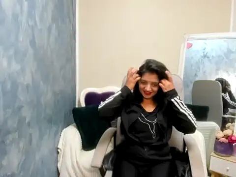 CrazyCorina online show from October 22, 2025, 2:27 pm