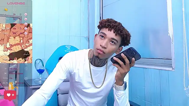 sexy blacks  online show from March 10, 2025, 2:37 pm