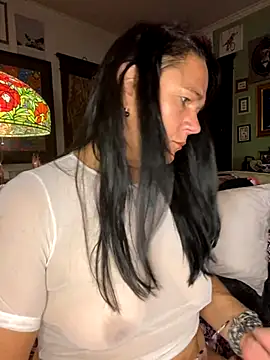 sexyasscougar online show from September 18, 2025, 7:33 am