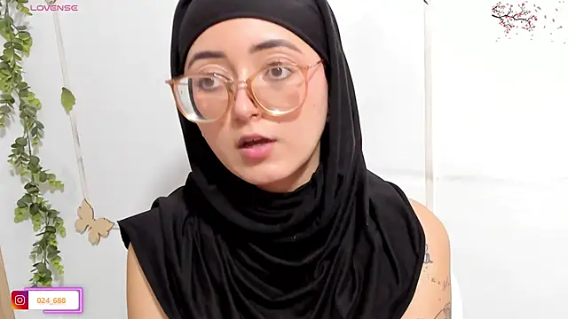 Snapshot of aysel_elid chatting on June 21, 2026, 7:19 pm aysel elid online show from June 21, 2026, 7:19 pm