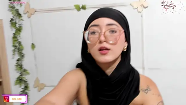 Snapshot of aysel_elid chatting on July 12, 2026, 10:10 pm aysel elid online show from July 12, 2026, 10:10 pm