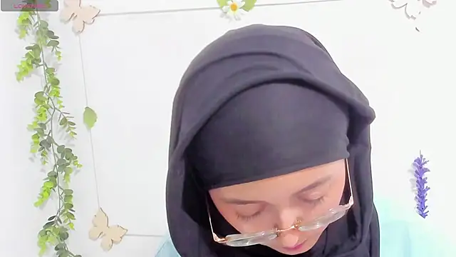 aysel elid online show from March 15, 2025, 9:38 pm