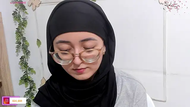 Snapshot of aysel_elid chatting on June 15, 2026, 8:08 pm aysel elid online show from June 15, 2026, 8:08 pm