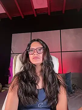 Gia Mazzon online show from March 4, 2026, 6:04 pm