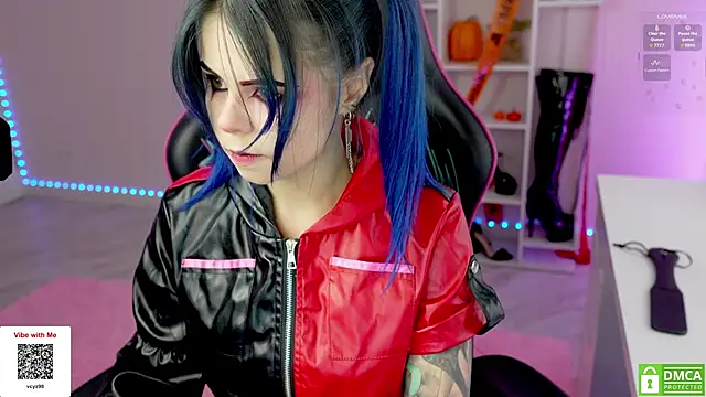 Latex Kitty online show from October 30, 2025, 12:25 pm