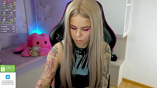 Latex Kitty online show from March 21, 2025, 8:29 pm