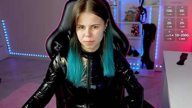 Latex Kitty online show from May 21, 2026, 6:05 pm