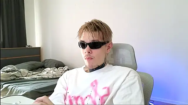 DENIS HERE online show from May 18, 2026, 2:11 pm