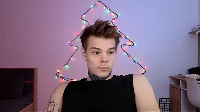 DENIS HERE online show from December 2, 2025, 10:28 am