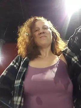 Exhibitionsplit online show from February 13, 2026, 11:05 pm