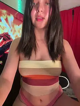 Snapshot of FoxyMx chatting on December 6, 2024, 2:18 am FoxyMx online show from December 6, 2024, 2:18 am