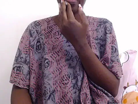 black   ghodess online show from December 17, 2025, 11:37 am