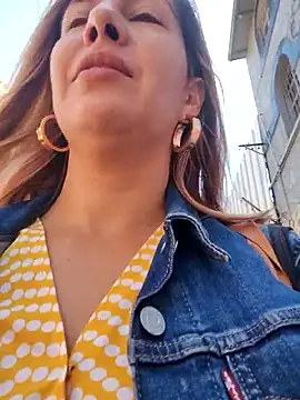 scarlett moore online show from February 27, 2026, 3:01 pm