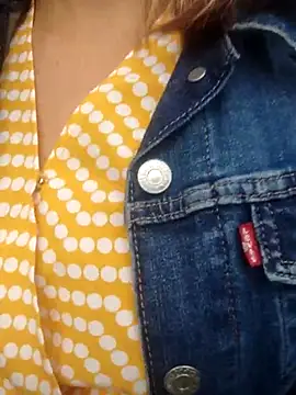 scarlett moore online show from April 4, 2026, 4:24 pm