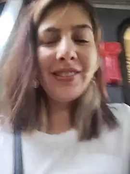 scarlett moore online show from March 31, 2026, 4:42 pm