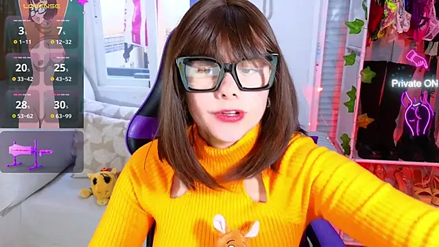 Snapshot of Tawny_cox chatting on February 16, 2025, 12:43 pm Tawny cox online show from February 16, 2025, 12:43 pm