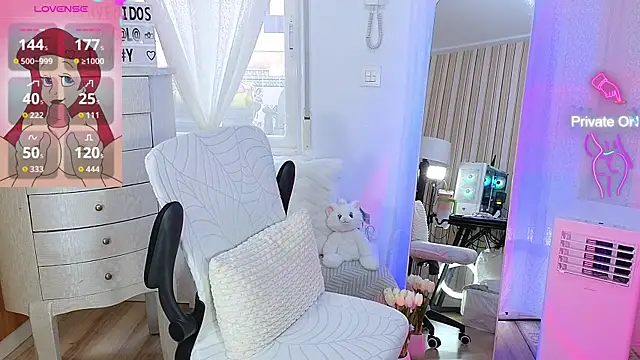 Snapshot of Tawny_cox chatting on September 26, 2025, 9:27 am Tawny cox online show from September 26, 2025, 9:27 am