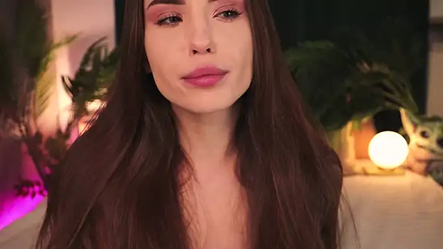 Snapshot of BabyYoda- chatting on March 12, 2025, 5:13 am BabyYoda- online show from March 12, 2025, 5:13 am