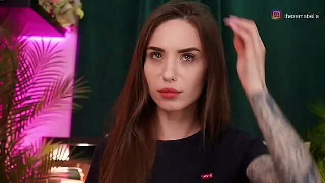 Snapshot of BabyYoda- chatting on November 20, 2025, 1:06 am BabyYoda- online show from November 20, 2025, 1:06 am