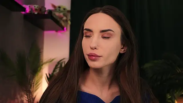 Snapshot of BabyYoda- chatting on March 7, 2025, 10:02 am BabyYoda- online show from March 7, 2025, 10:02 am