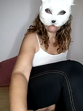 docelima online show from October 13, 2025, 9:00 am