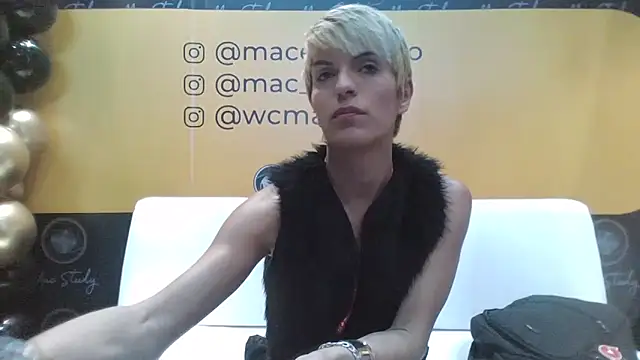 Snapshot of abby_jose chatting on April 28, 2026, 3:16 pm abby jose online show from April 28, 2026, 3:16 pm
