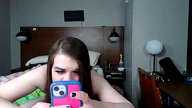 kittykat 1999xh online show from February 1, 2025, 4:46 am