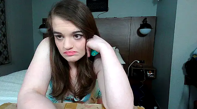 kittykat 1999xh online show from December 5, 2024, 4:04 am