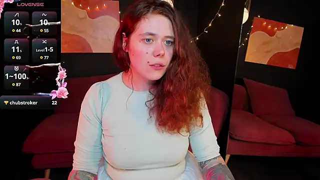 SophiePure online show from February 26, 2025, 2:41 am