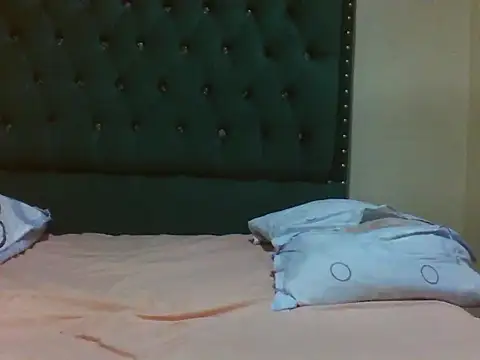 Sexy Riri online show from June 15, 2026, 5:40 am