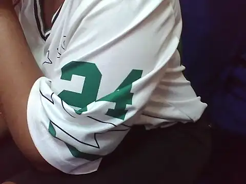 Sexy Riri online show from March 23, 2026, 1:33 pm