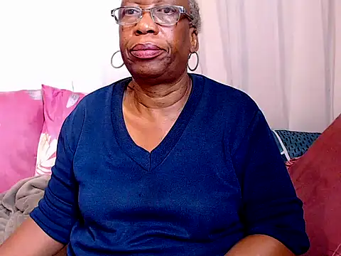 Snapshot of Freakyassnwildx chatting on March 22, 2025, 3:52 am Freakyassnwildx online show from March 22, 2025, 3:52 am