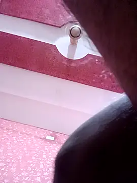 vishal1729 online show from October 17, 2025, 7:37 pm