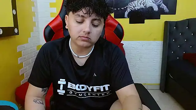 isabeautyx19 online show from January 8, 2026, 4:51 am