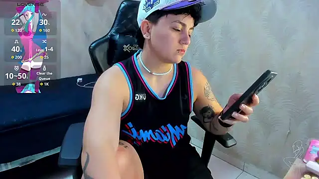 isabeautyx19 online show from November 22, 2025, 4:50 pm