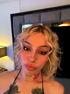 Bonnie vega online show from September 14, 2025, 8:42 pm