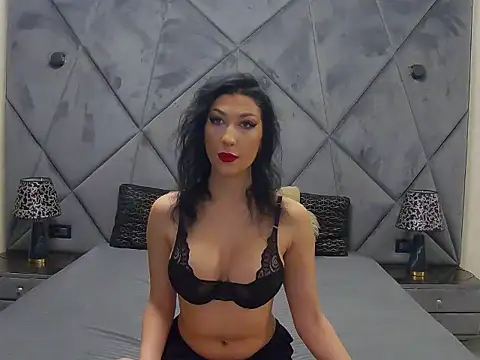 Scarlett Charm online show from December 3, 2024, 4:11 pm