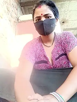 Snapshot of Mamta_Chaterjee chatting on May 9, 2026, 1:09 am Mamta Chaterjee online show from May 9, 2026, 1:09 am