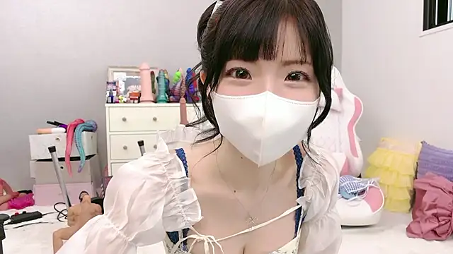 -minami- online show from June 6, 2026, 3:12 am