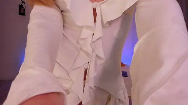 loove melody online show from February 10, 2025, 6:09 am