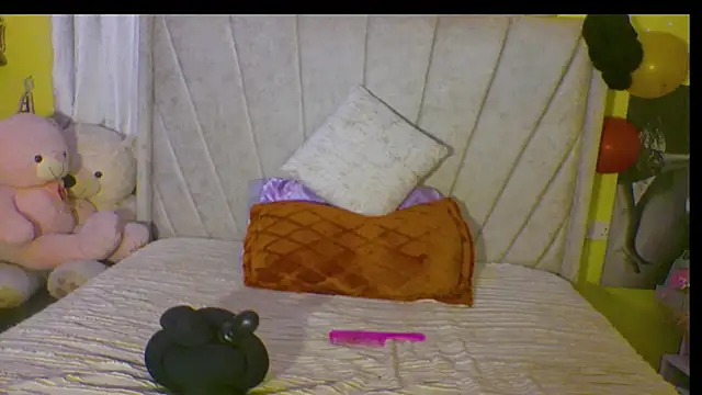 pyt liyah online show from February 18, 2026, 4:21 am